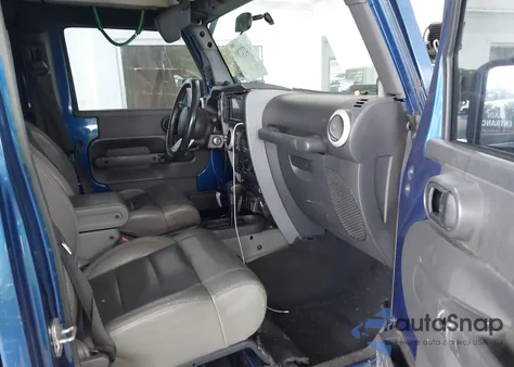 2010 Jeep Wrangler Unlimited Sahara from USA, damaged, VIN 1J4HA5H16AL196658